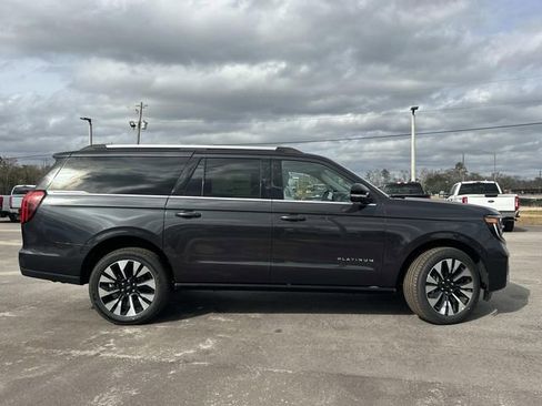 New 2026 Ford Expedition Max Platinum w/ Driver's Package image 5