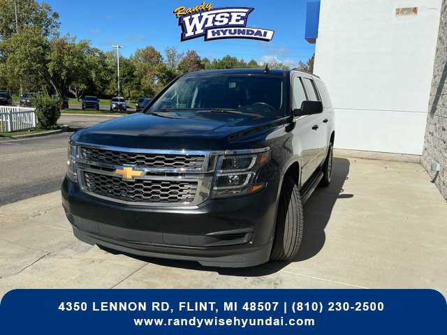 Used 2018 Chevrolet Suburban LT AWD/4WD image 3