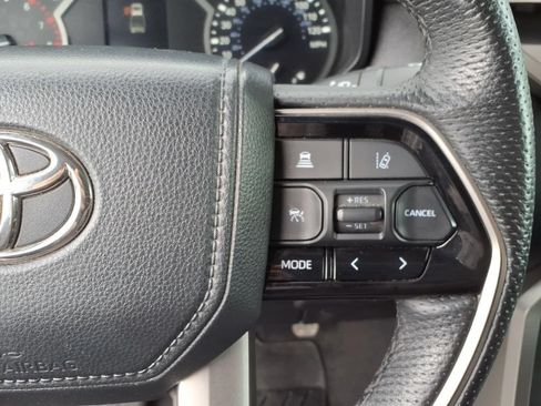 Used 2022 Toyota Tundra SR5 AWD/4WD image 32