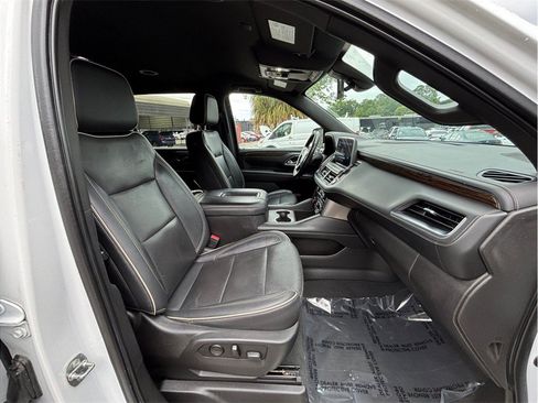 Used 2021 Chevrolet Suburban Premier RWD image 47