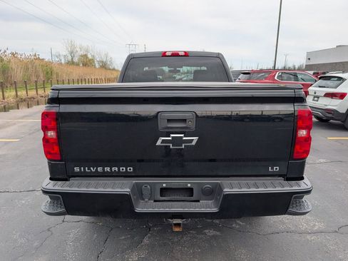 Used 2019 Chevrolet Silverado 1500 Custom w/ LPO, Essentials Package AWD/4WD image 11