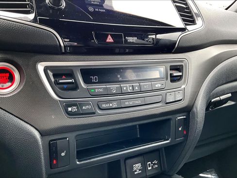 Used 2023 Honda Passport TrailSport image 30