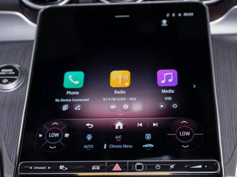 New 2026 Mercedes-Benz GLC 300 image 18