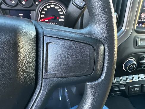 Used 2024 Chevrolet Silverado 1500 Custom image 32