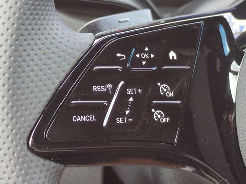 Used 2025 Mercedes-Benz Sprinter 2500 image 25