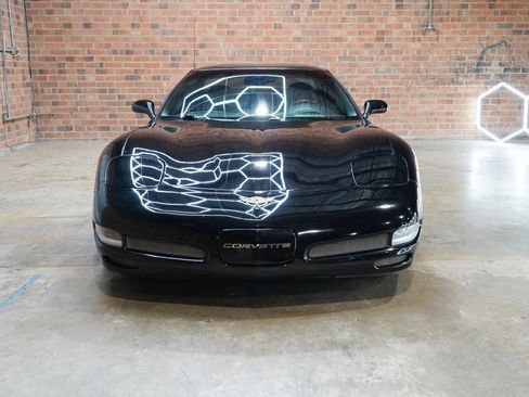 Used 2003 Chevrolet Corvette Z06 w/ Memory Package, 3 Drivers RWD image 5