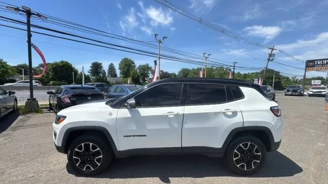 Used 2021 Jeep Compass Trailhawk AWD/4WD image 5