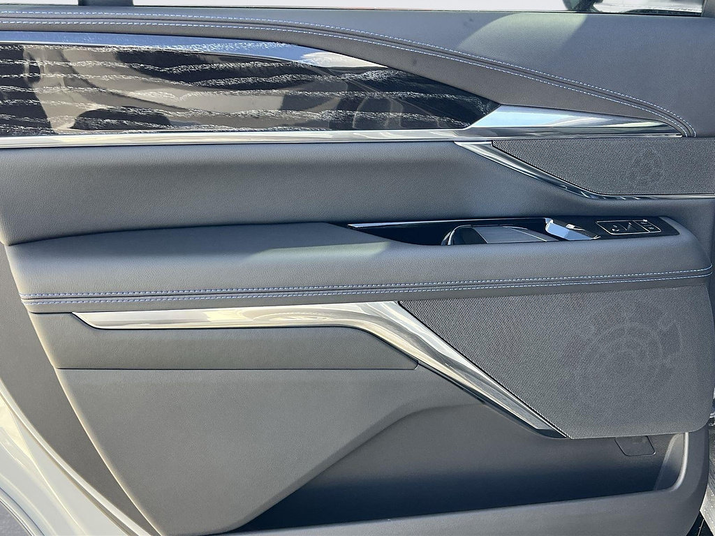 New 2026 Cadillac Escalade IQ Luxury 1 AWD/4WD image 25