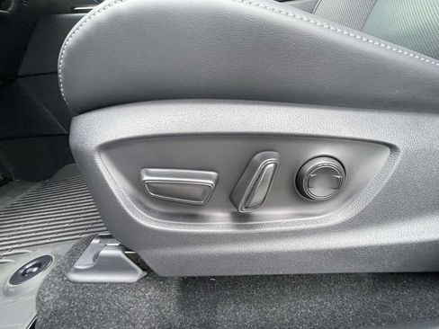 Used 2026 Toyota Crown AWD/4WD image 16