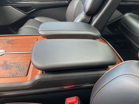 Used 2025 Lincoln Navigator L Black Label image 46