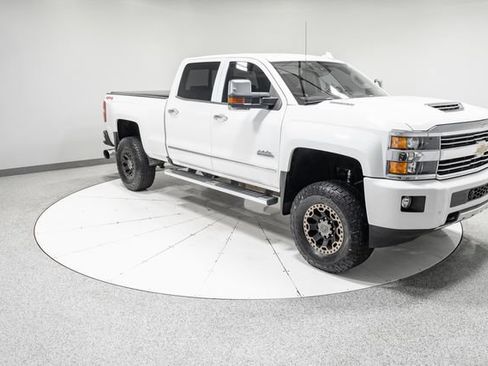 Used 2017 Chevrolet Silverado 2500 High Country w/ Duramax Plus Package AWD/4WD image 32