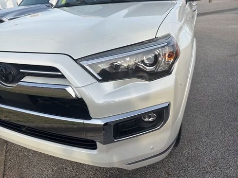 Used 2022 Toyota 4Runner Limited image 4