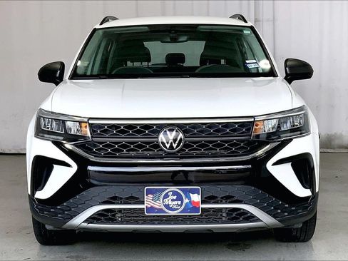 Used 2023 Volkswagen Taos S FWD image 3