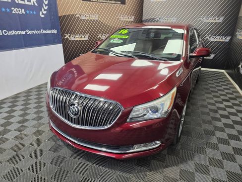 Used 2016 Buick LaCrosse FWD image 3