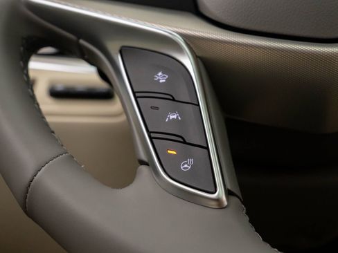 New 2026 Cadillac XT5 Premium Luxury w/ LPO, Floor Liner Package image 22