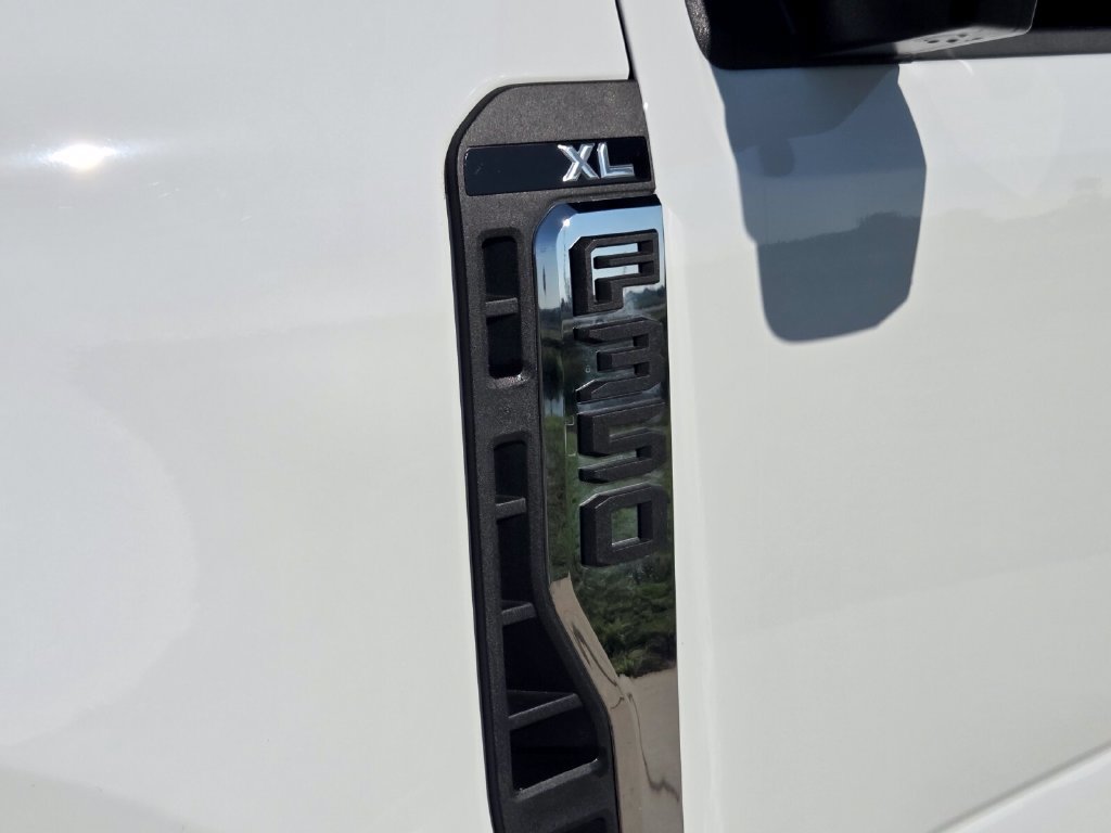 Used 2026 Ford F350 XL AWD/4WD image 16