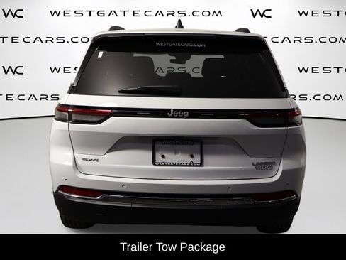 Used 2025 Jeep Grand Cherokee Laredo w/ Luxury Tech Group I AWD/4WD image 4