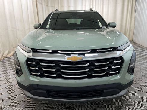 Used 2025 Chevrolet Equinox LT w/ Convenience Package II FWD image 11
