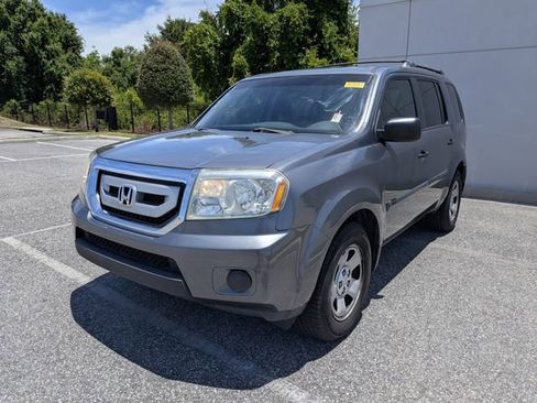 Used 2010 Honda Pilot LX image 2