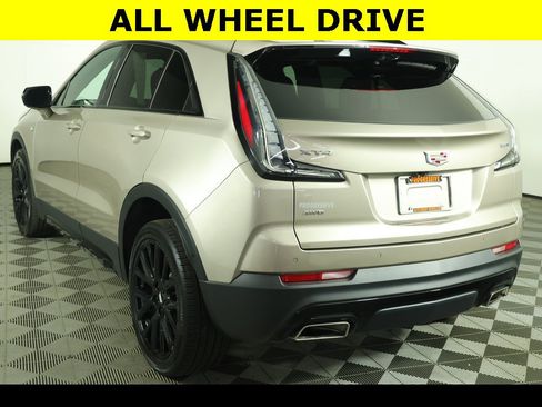 Used 2022 Cadillac XT4 Sport image 10