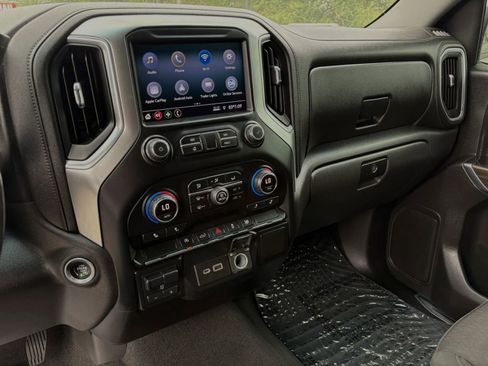 Used 2020 Chevrolet Silverado 1500 LT w/ All-Star Edition AWD/4WD image 9