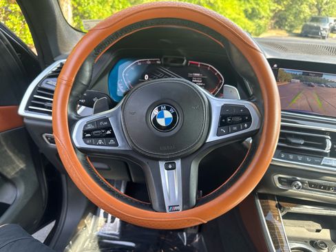 Used 2019 BMW X5 xDrive50i w/ M Sport Package AWD/4WD image 24