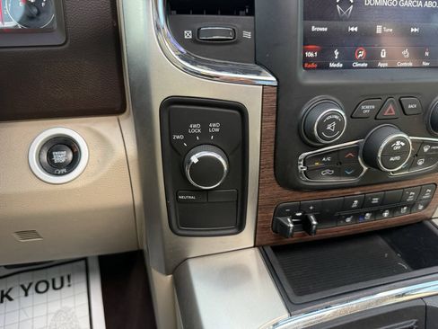 Used 2018 RAM 2500 Laramie w/ Convenience Group AWD/4WD image 29