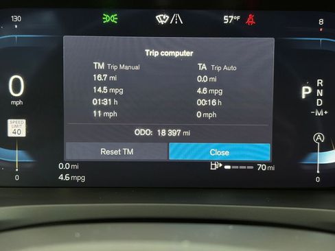 Used 2025 Volvo V60 B5 Cross Country Plus image 39