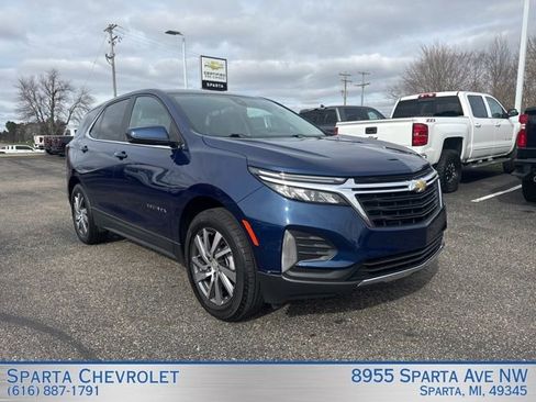 Used 2023 Chevrolet Equinox LT image 1
