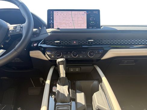 Used 2025 Honda Accord Touring image 15