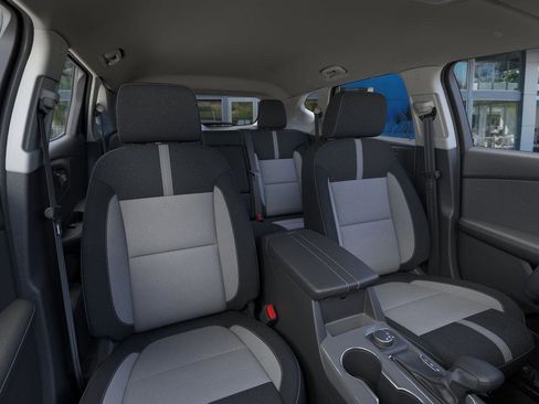 New 2025 Chevrolet Blazer LT w/ Convenience Package image 16