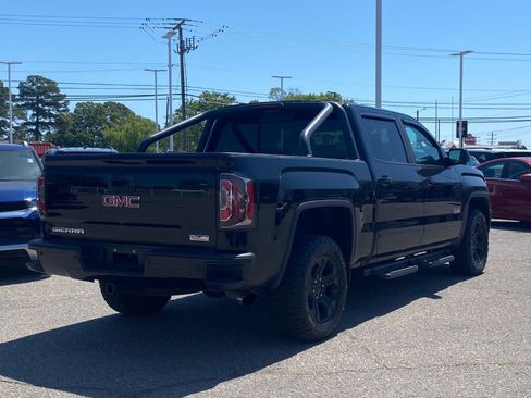Used 2017 GMC Sierra 1500 SLT w/ All Terrain X Package AWD/4WD image 3
