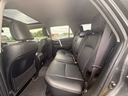 Used 2022 Toyota 4Runner Limited AWD/4WD image 19