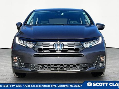 Used 2025 Honda Odyssey EX-L image 2