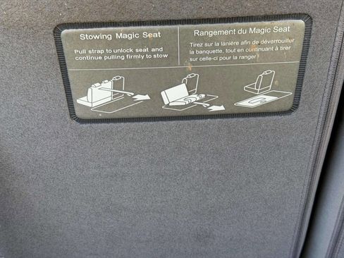 Used 2011 Honda Odyssey EX image 8