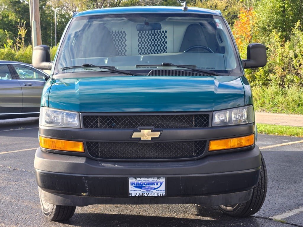 Certified 2023 Chevrolet Express 3500 w/ Driver Convenience Package RWD image 3