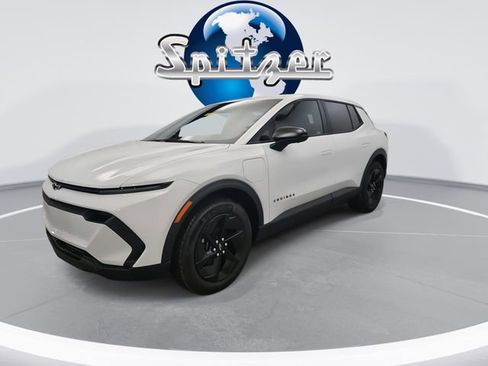 New 2026 Chevrolet Equinox EV LT image 4