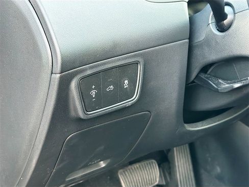 Used 2024 Hyundai Santa Cruz XRT image 10