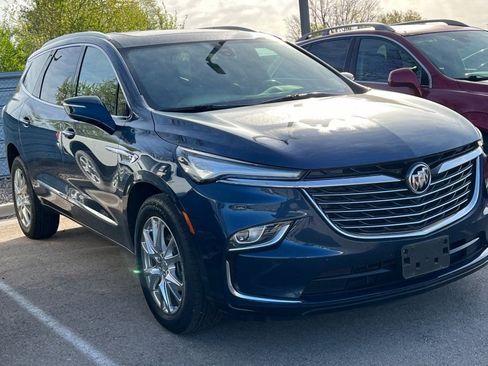 Used 2023 Buick Enclave Premium w/ Experience Buick Package image 2