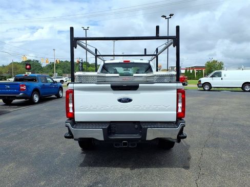 Used 2023 Ford F250 XL w/ XL Chrome Package AWD/4WD image 6