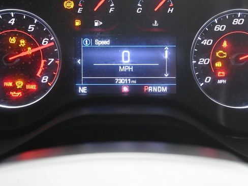 Used 2021 Chevrolet Camaro LT RWD image 13