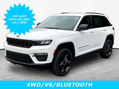 Used 2023 Jeep Grand Cherokee Limited w/ Black Appearance Package