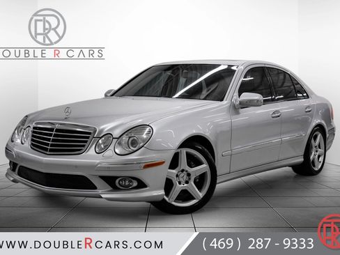 Used 2009 Mercedes-Benz E 550 Sedan image 1