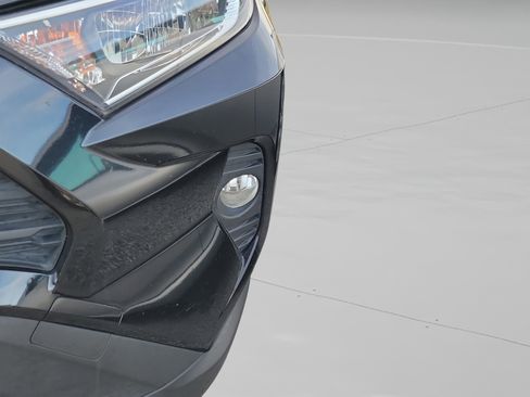 Used 2019 Toyota RAV4 XLE image 12