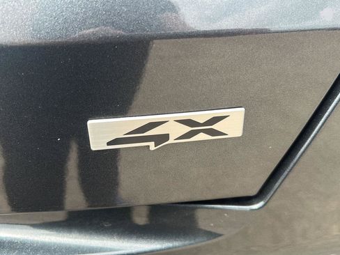 Used 2023 Kia Sorento SX AWD/4WD image 39