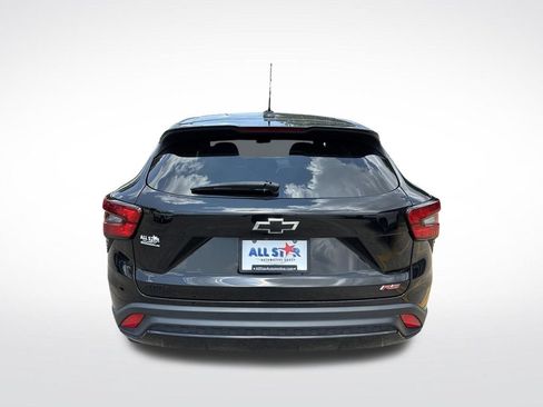 Used 2024 Chevrolet Trax RS FWD image 8