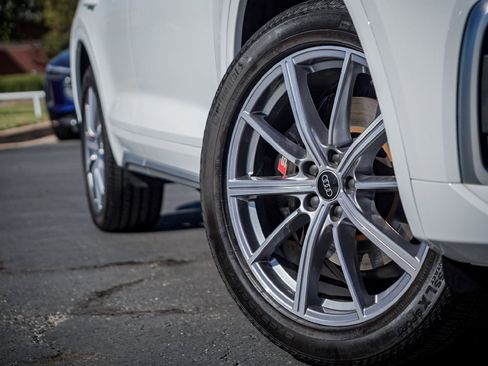 Certified 2024 Audi SQ5 Premium Plus w/ Premium Plus Package image 2