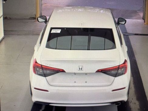 Used 2024 Honda Civic Sport image 5