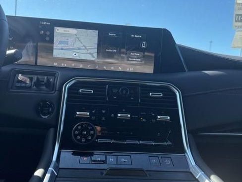 New 2026 Nissan Armada Platinum Reserve AWD/4WD image 10