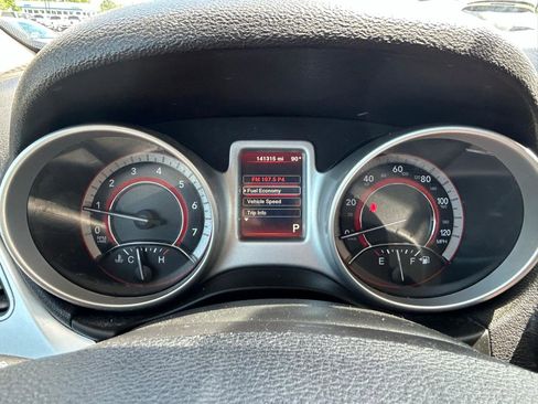 Used 2018 Dodge Journey SE w/ Connectivity Group FWD image 22